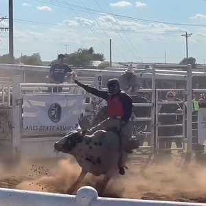 Meet your Posher, Corryon